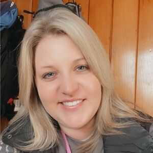 Meet your Posher, Laura